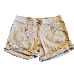 H&M | Beige Khaki Cargo Roll-Up Bermuda Cropped Safari Shorts (Size 8)